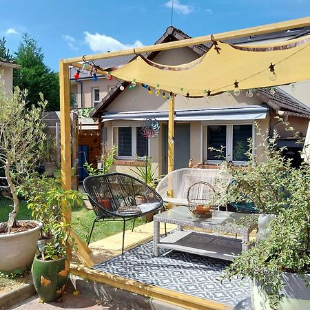 Maison Champetre Deville-les-Rouen Εξωτερικό φωτογραφία